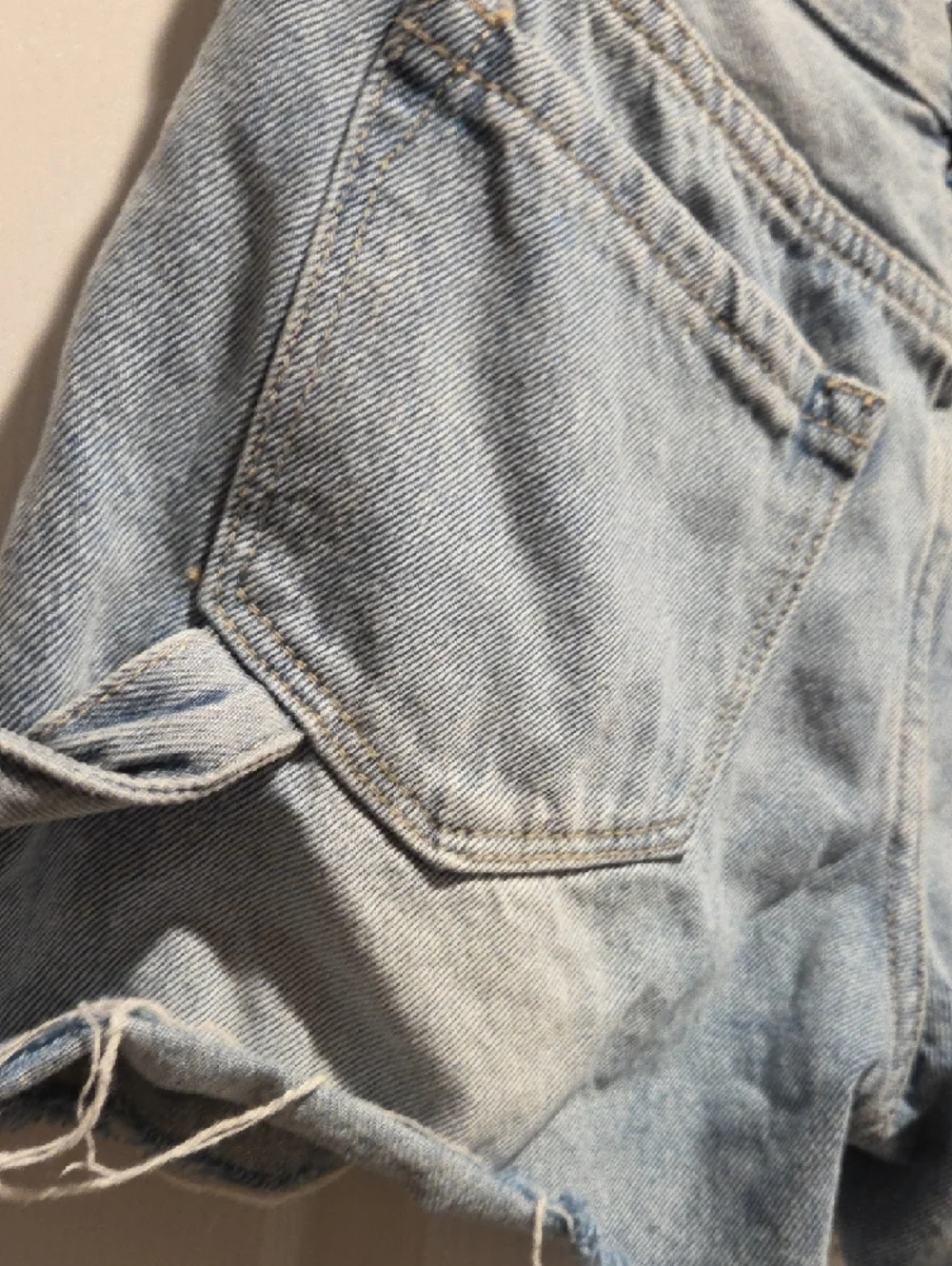 RSQ Light Wash Denim Low Rise Baggy Carpenter Shorts
